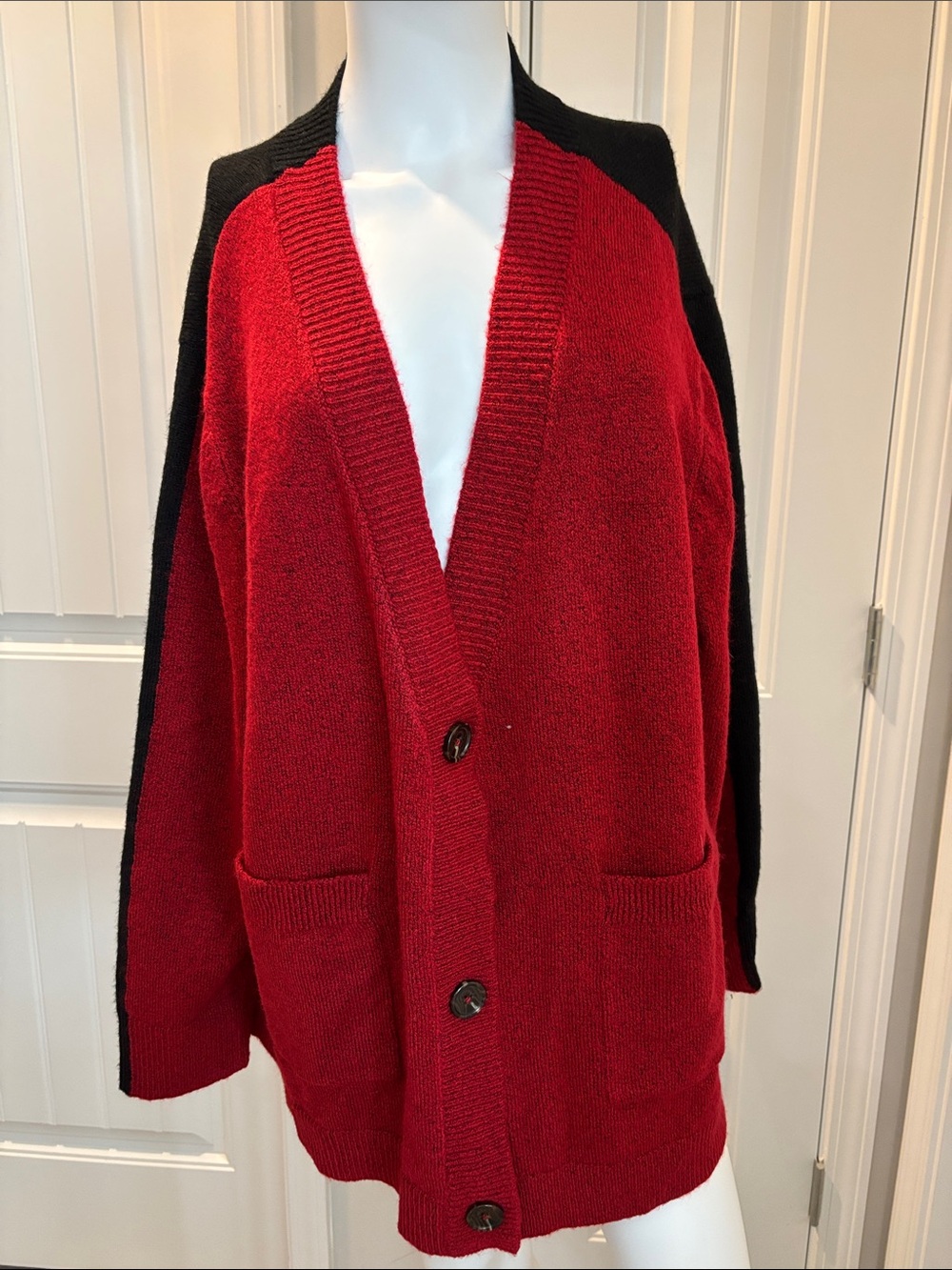 beachlunchlounge Red and Black Button-Front Women's Cardigan size XXL, Size 20